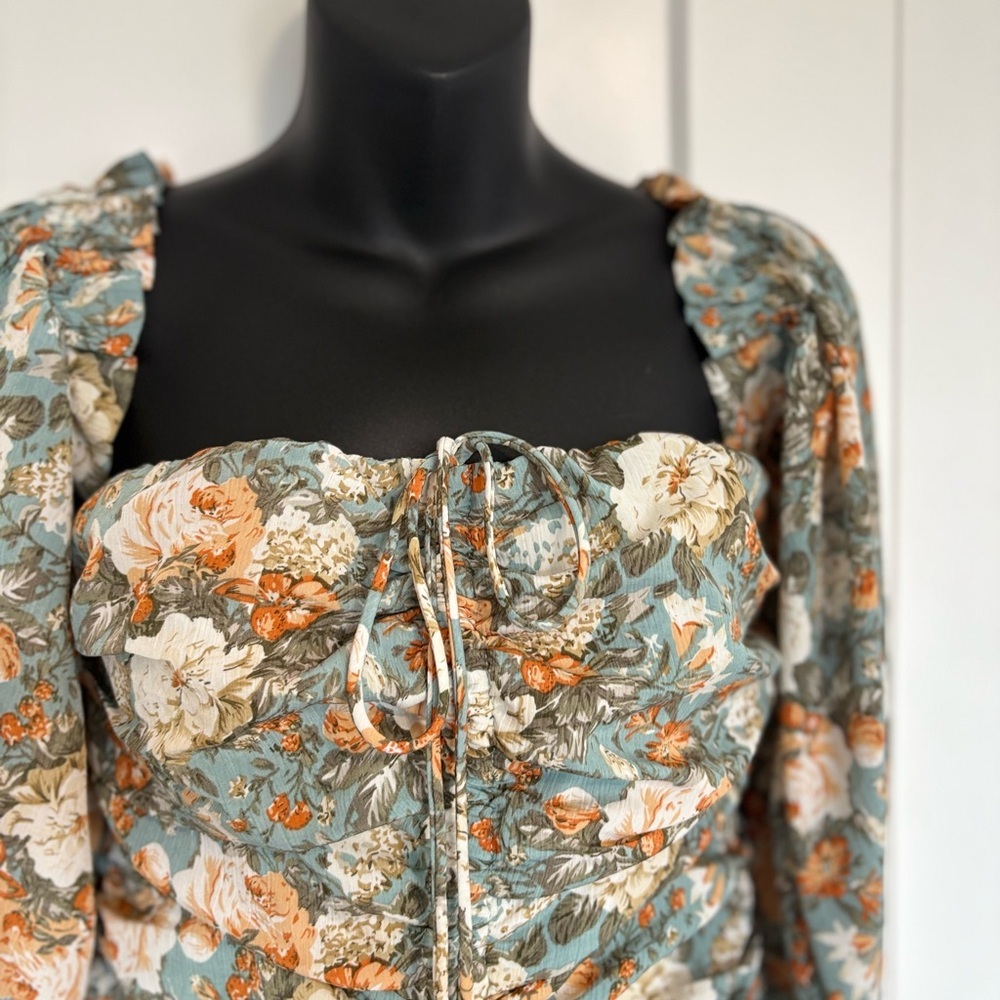 Hello Molly Basque Sage Floral Ruched Mini Dress Size Small - Picture 6 of 14